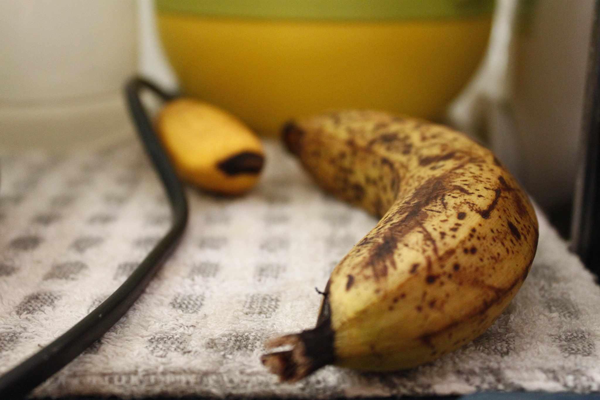 Featured image of post 蕉妻愛嬌妻