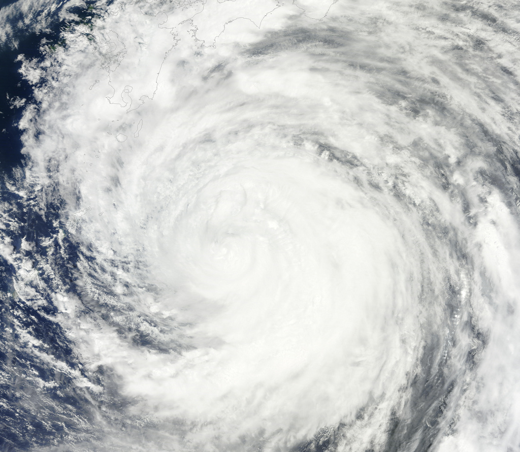 Featured image of post 颱風周末